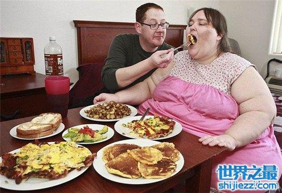 世界最胖的女人排行榜，罗莎莉达到了可怕的540kg！ 