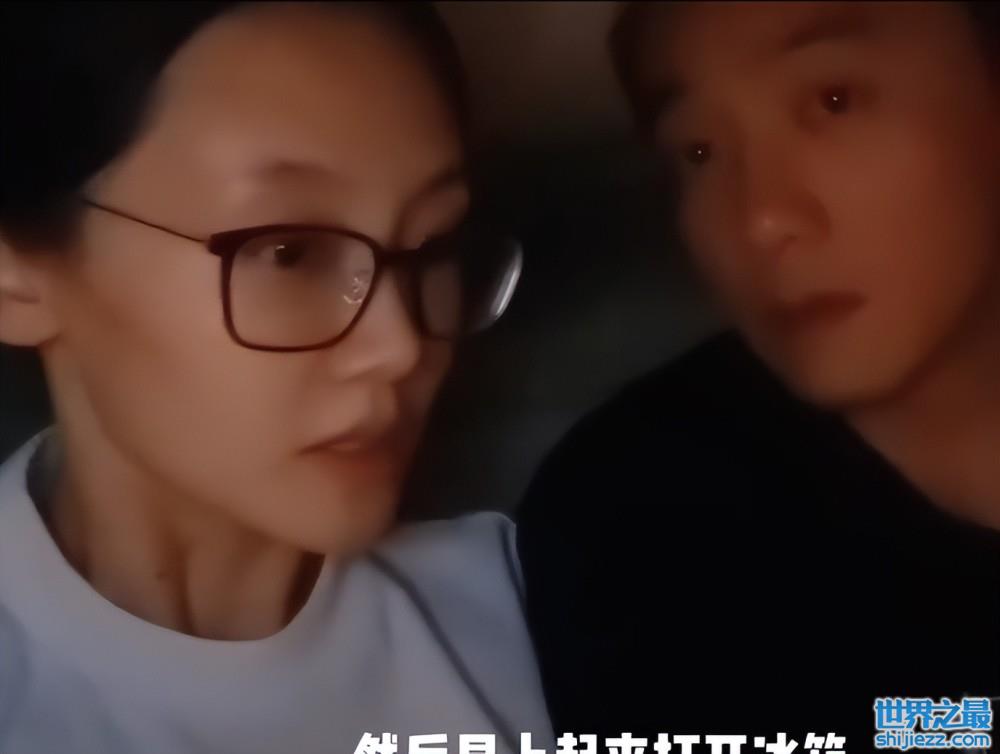 女星苗苗豪宅内做蛋糕！郑恺全程帮忙打下手，冰箱塞满水果太凌乱 ... 