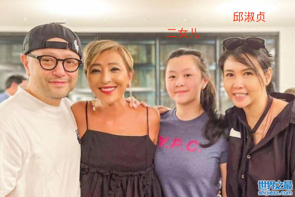 邱淑贞女儿参加富豪晚宴！穿抹胸裙上围傲人，浑身珠宝贵气逼人 ... 