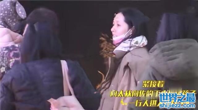 郭碧婷向佐带女儿游玩被偶遇，向佐带娃超搞笑，郭碧婷静看父女俩嬉戏 ... 