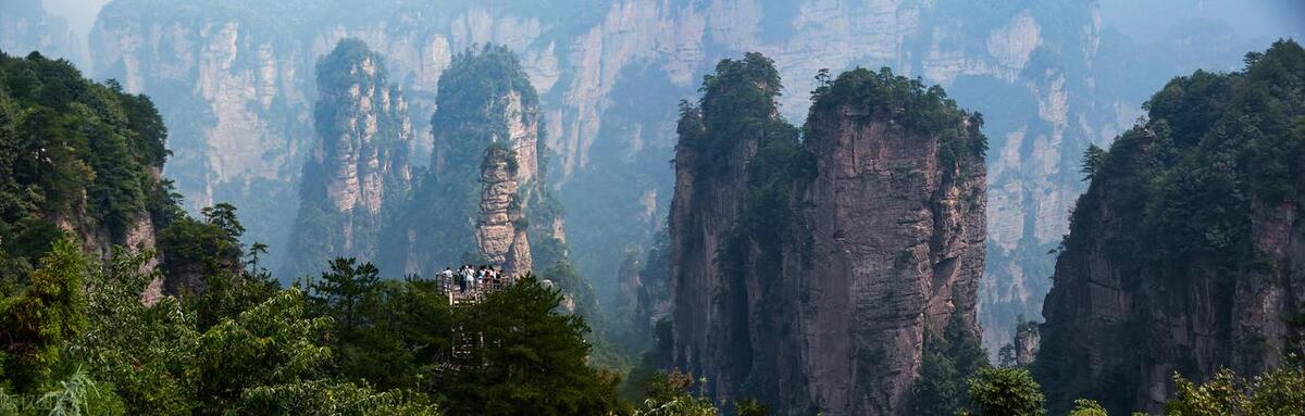 探索中国十大绝美旅游胜地，感受壮丽风光！ 