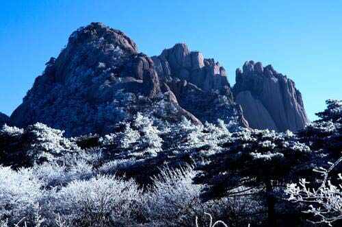 中国天下第一奇山，当属安徽黄山！